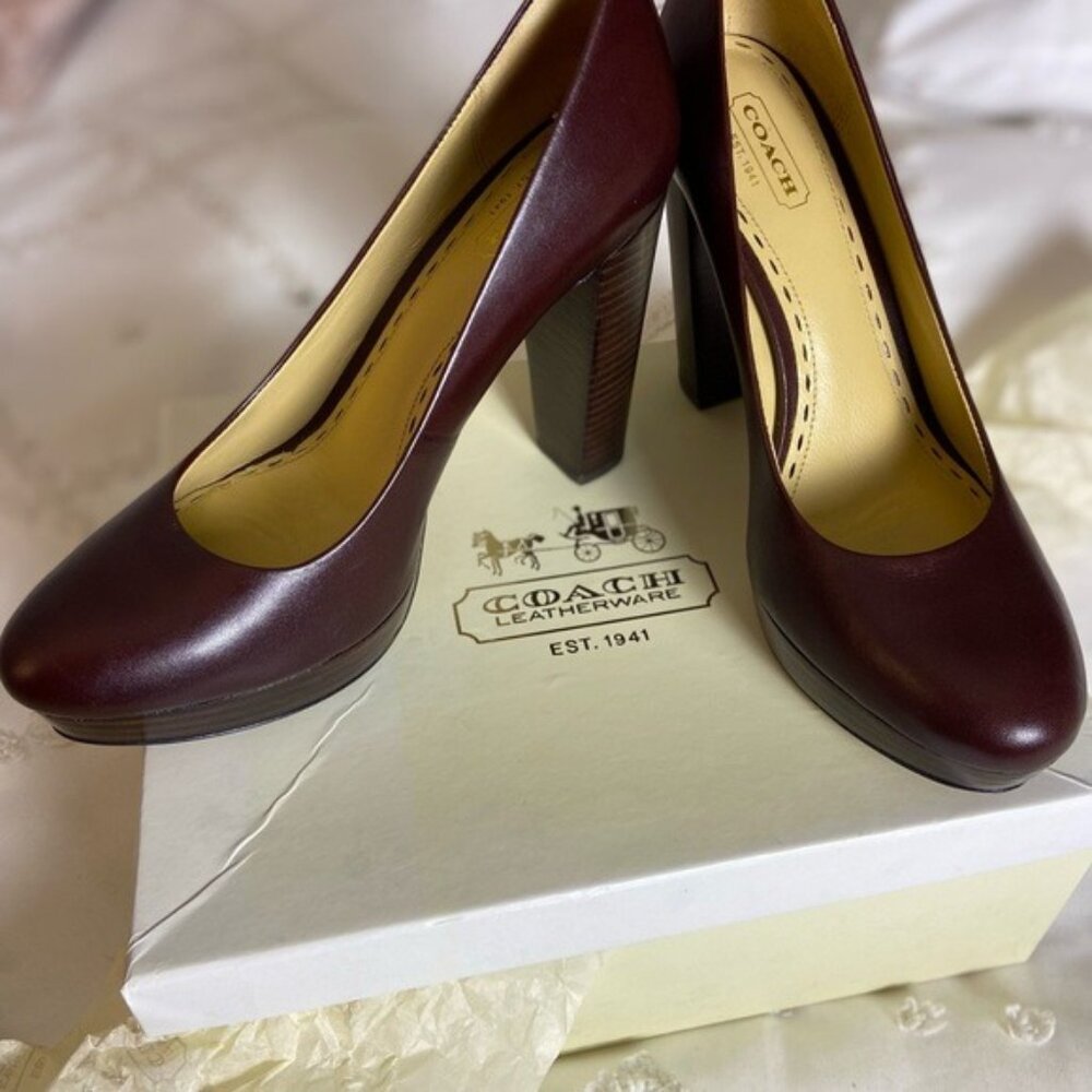 Coach Tonianne Smooth Glaz Pumps – Bordeaux, Size 7.5M